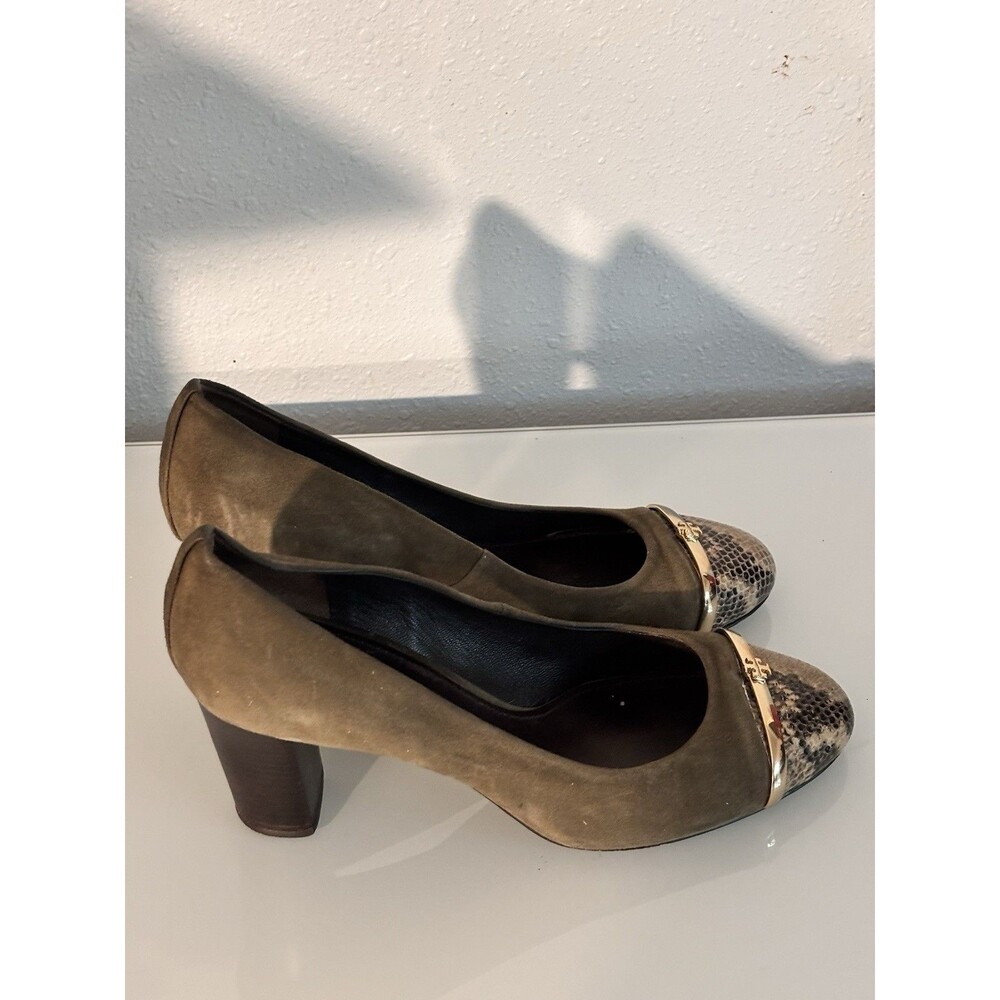 Tory Burch Suede Snakeskin Cap Toe Pumps Size 8 Gold Logo Leather Sole Heels - Picture 2 of 9